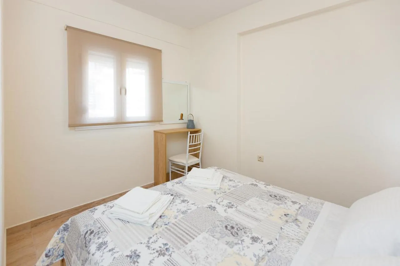 Lofos Apartments In Vergia Halkidiki Sozopoli 0*,  Griekenland