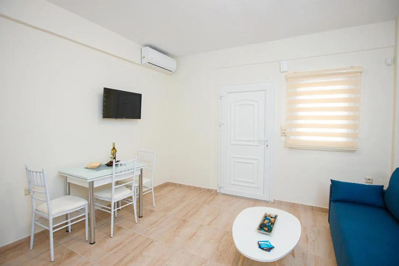 Lofos Apartments In Vergia Halkidiki Sozopoli 0*,  Griekenland